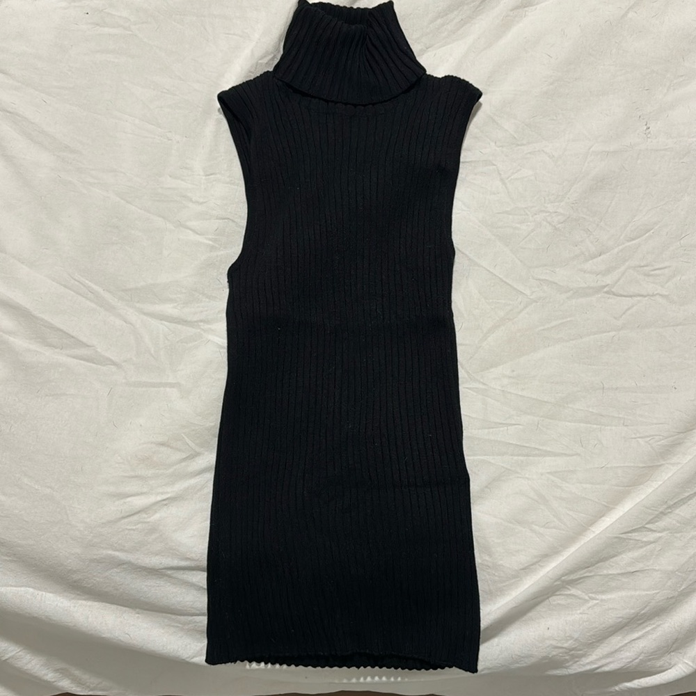 Ribbed Strechy Turtleneck Tank - Express XS
